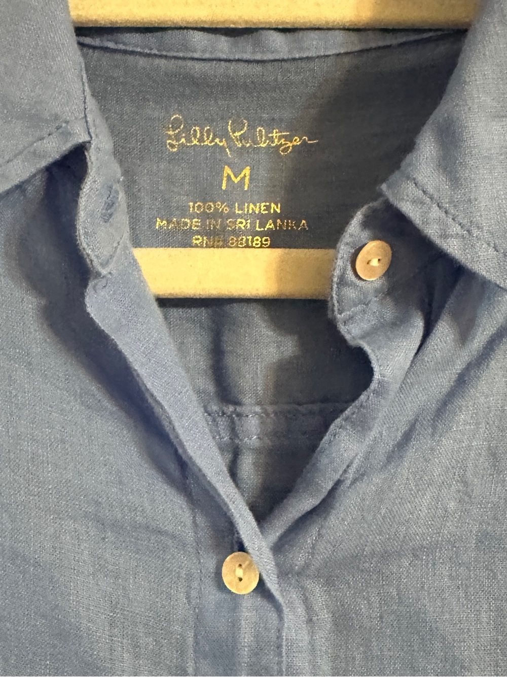 Lilly Pulitzer Medium Light Blue ‘Sea View Linen’ 100% sea linen Button down - Picture 2 of 5